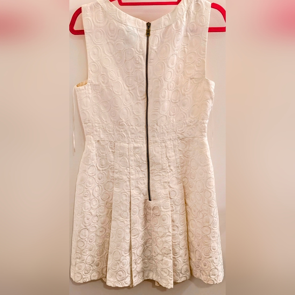 JAX White Dress with Textured Pattern - Picture 4 of 6